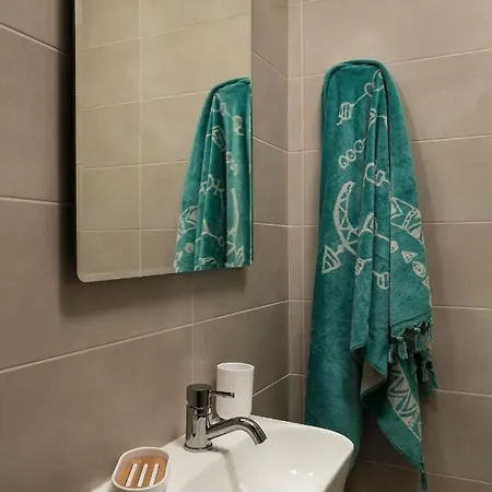 Procris High-end Living Apartment *