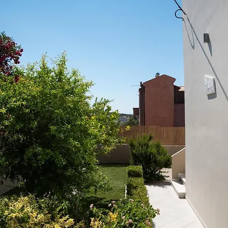 Procris High-end Living Kalathas